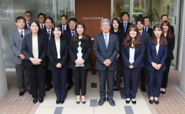 本社集合写真